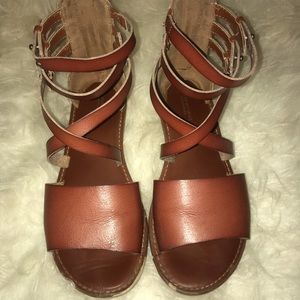 American Eagle brown leather sandals